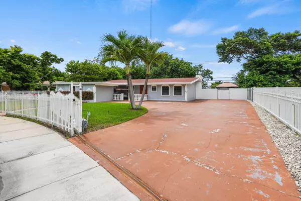 Miami Gardens, FL 33169,401 NW 198th ST