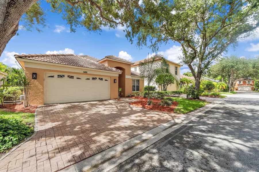 5188 Elpine Way, Riviera Beach, FL 33418