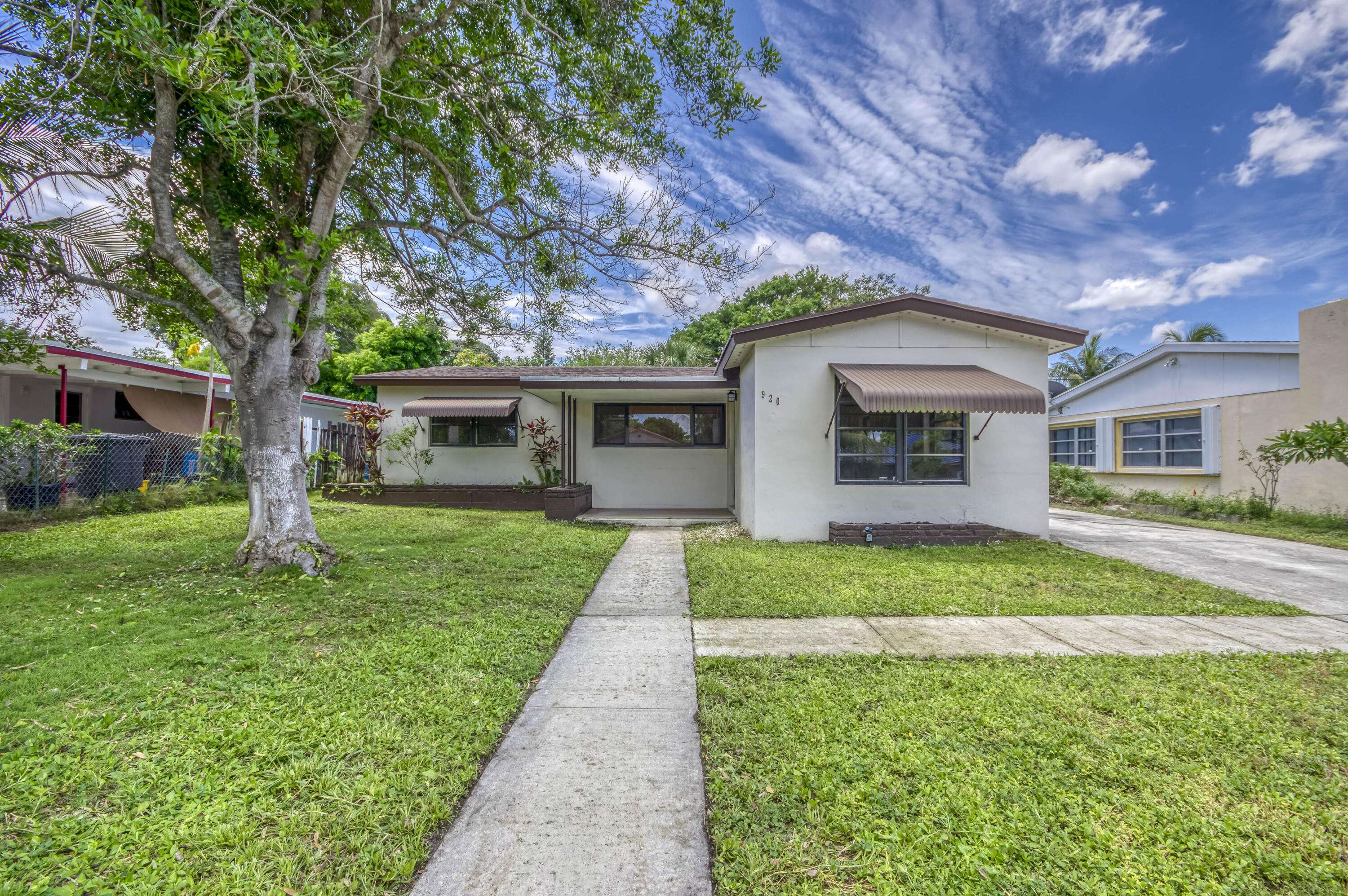 920 Hansen ST, West Palm Beach, FL 33405