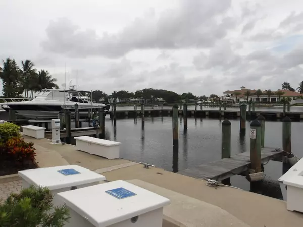 Juno Beach, FL 33408,918 Oak Harbour DR 918