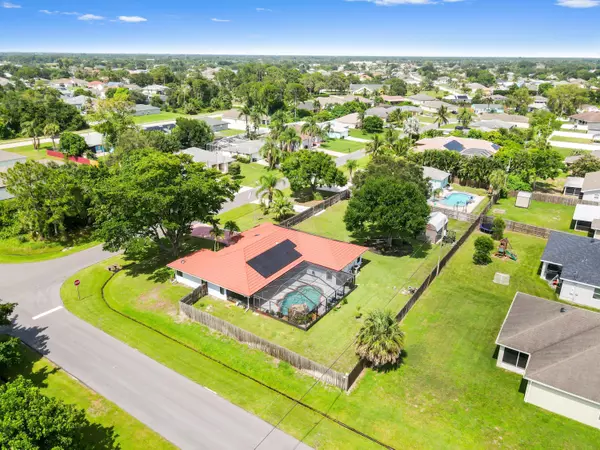 Port Saint Lucie, FL 34953,1086 SW Goodman AVE