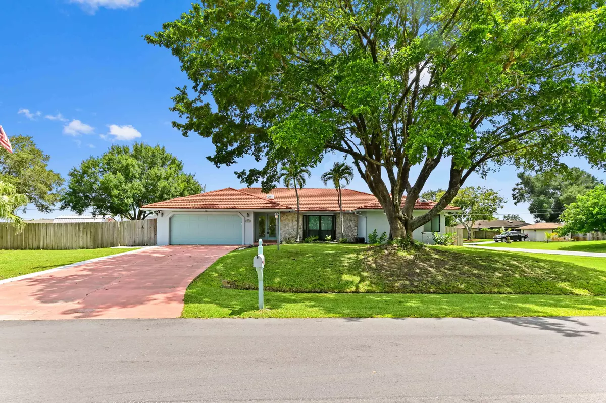 Port Saint Lucie, FL 34953,1086 SW Goodman AVE