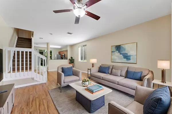 Riviera Beach, FL 33404,1955 Hibiscus LN