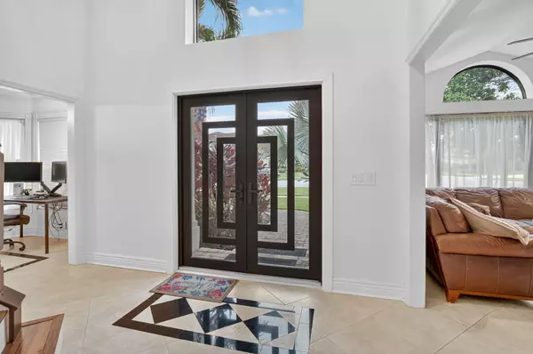 Boca Raton, FL 33498,10798 Seacliff CIR
