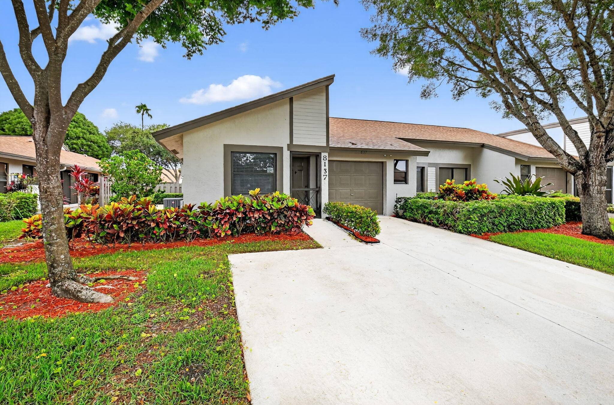 8137 Windgate DR, Boca Raton, FL 33496