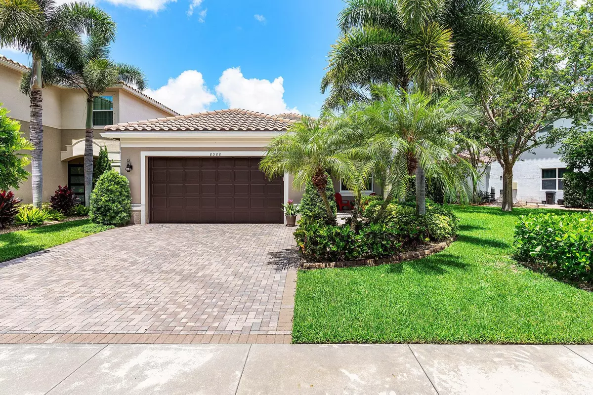 Boynton Beach, FL 33473,8388 Calabria Lakes DR