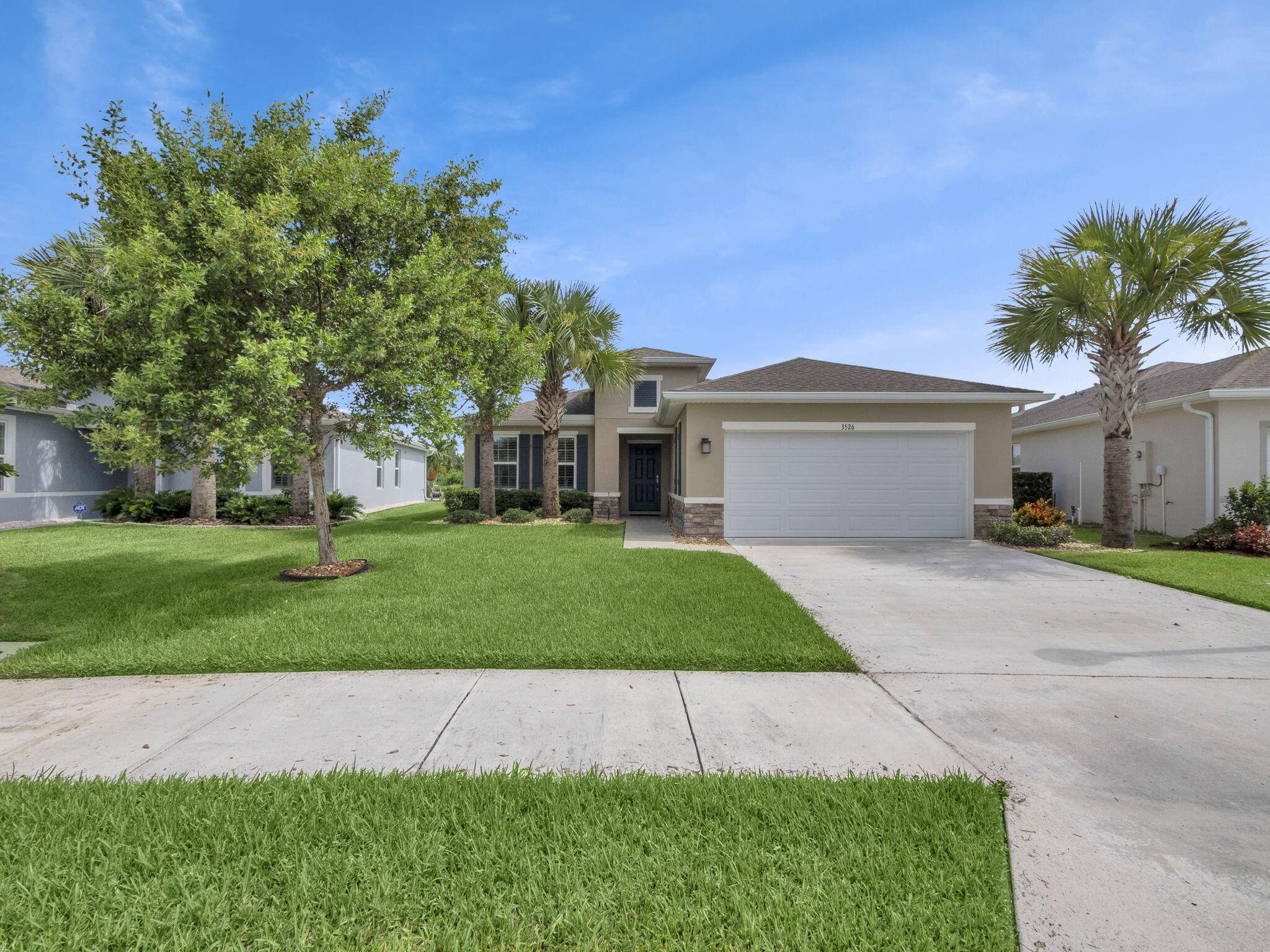 Fort Pierce, FL 34981,3526 Carriage Pointe CIR