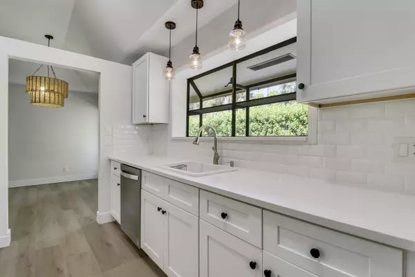 Jupiter, FL 33458,104 Half Moon CIR A