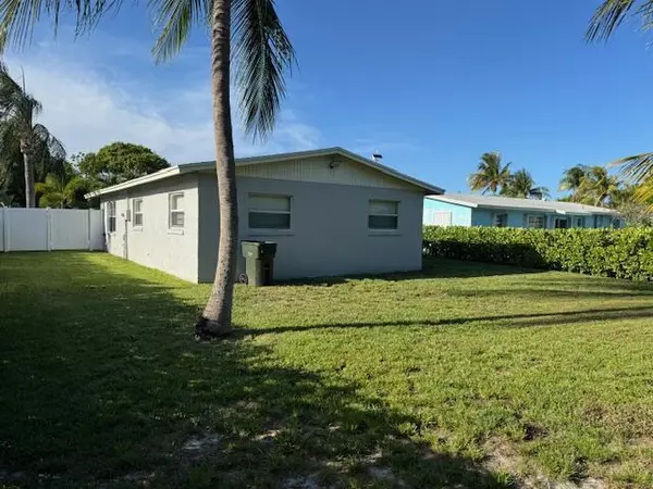 Delray Beach, FL 33444,608 SW 8th CT