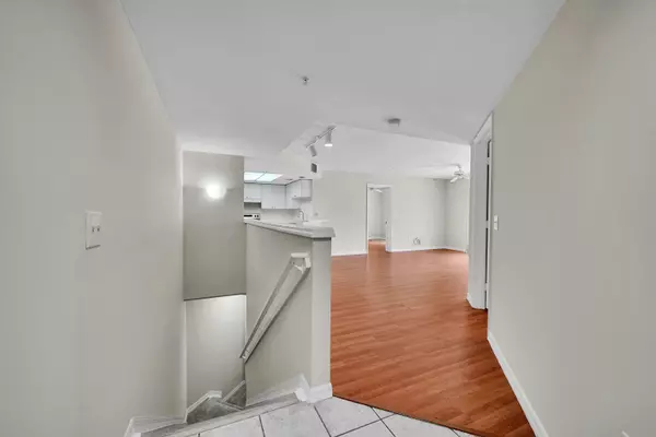 Fort Lauderdale, FL 33316,2033 SE 10th AVE 616