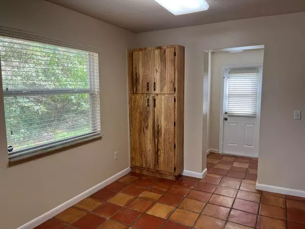 Greenacres, FL 33463,132 Jennings AVE