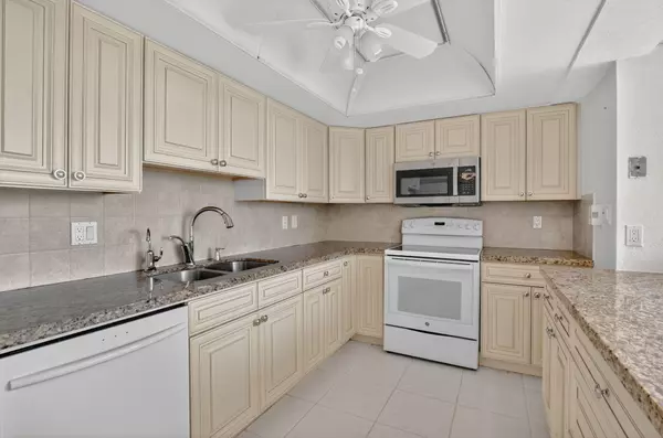 Boca Raton, FL 33434,1641 Bridgewood DR