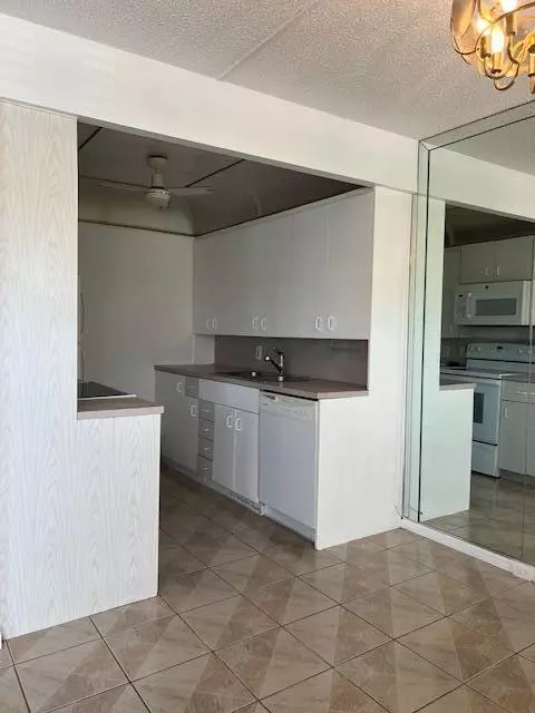 Boca Raton, FL 33434,3045 Cornwall C