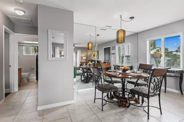 Port Saint Lucie, FL 34953,175 SE Village DR 175