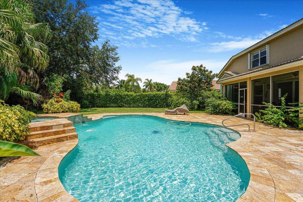 Boca Raton, FL 33498,19059 Skyridge CIR