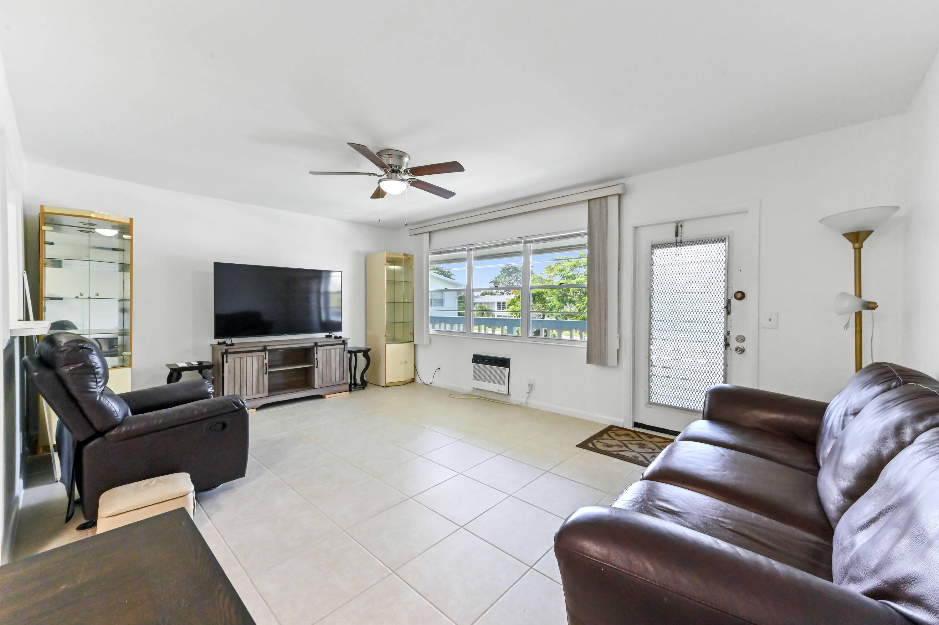 Deerfield Beach, FL 33442,198 Westbury K 198