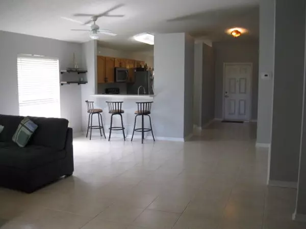 Port Saint Lucie, FL 34983,816 NW Greenwich CT
