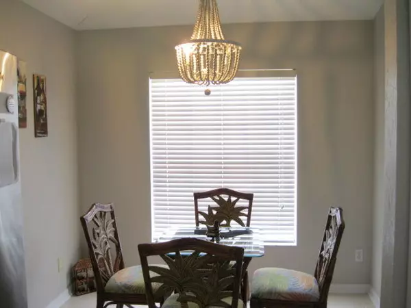 Port Saint Lucie, FL 34983,816 NW Greenwich CT