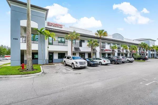 Royal Palm Beach, FL 33411,9100 Belvedere RD 102