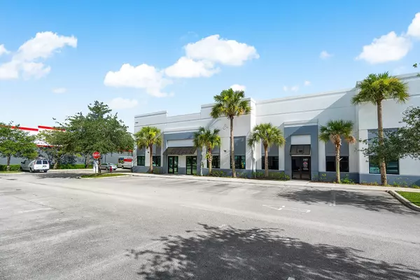 Royal Palm Beach, FL 33411,9100 Belvedere RD 102