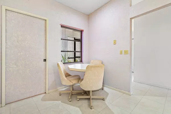 Boca Raton, FL 33496,8196 Whispering Palm DR E