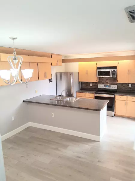 6221 62nd WAY, West Palm Beach, FL 33409