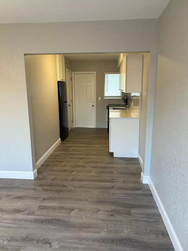 Lake Worth Beach, FL 33460,622 N M ST 3