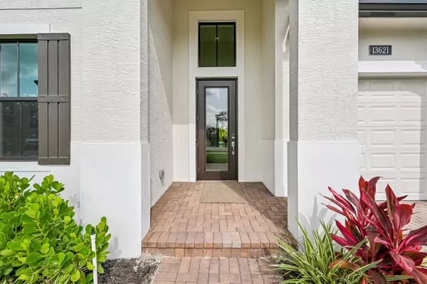 Palm Beach Gardens, FL 33412,13621 Le Christine DR