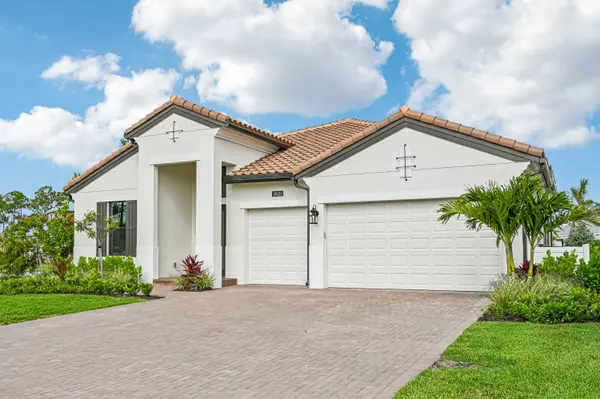 13621 Le Christine DR, Palm Beach Gardens, FL 33412