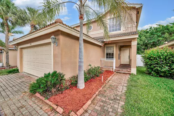 5453 Queenship CT, Greenacres, FL 33463