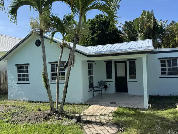 948 SW 33rd ST, Palm City, FL 34990
