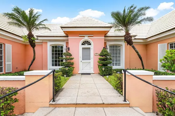 Jupiter Island, FL 33455,34 Gomez RD