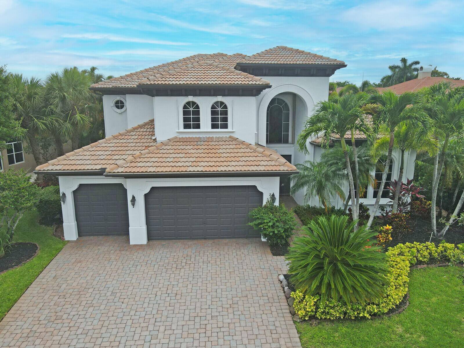 775 Montclaire CT, Royal Palm Beach, FL 33411