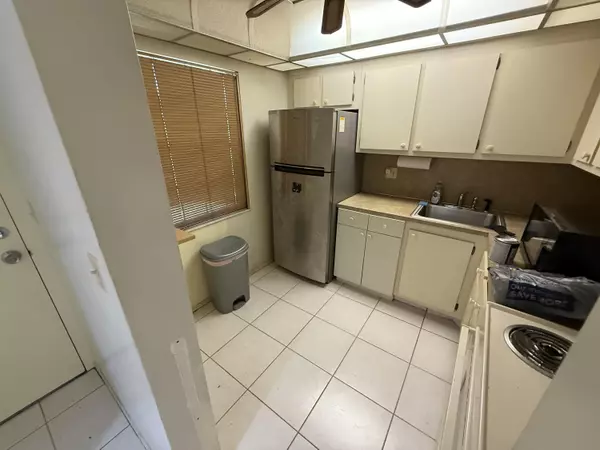 Tamarac, FL 33319,6190 Woodlands BLVD 118