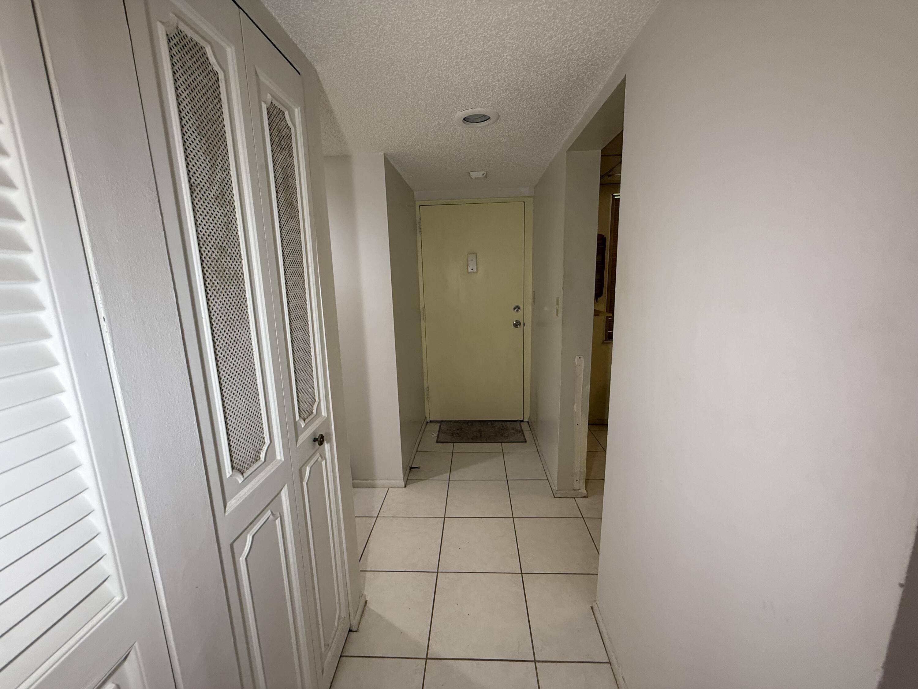 Tamarac, FL 33319,6190 Woodlands BLVD 118