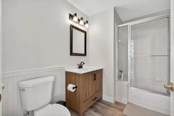 Jupiter, FL 33458,1200 Town Center DR 330