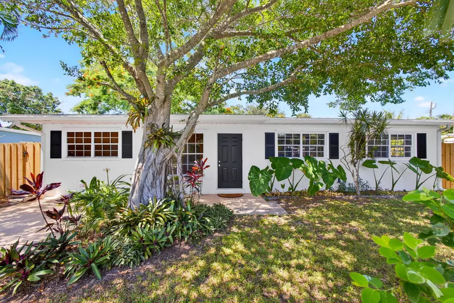 1007 W Hawie ST, Jupiter, FL 33458