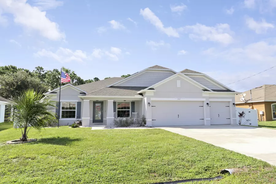 5515 NW Whitecap RD, Port Saint Lucie, FL 34986