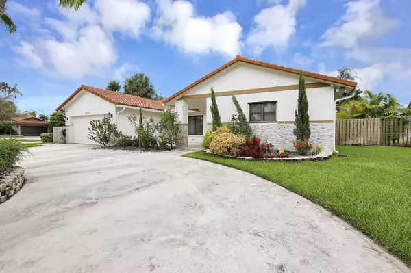 Plantation, FL 33322,9900 NW 11th ST