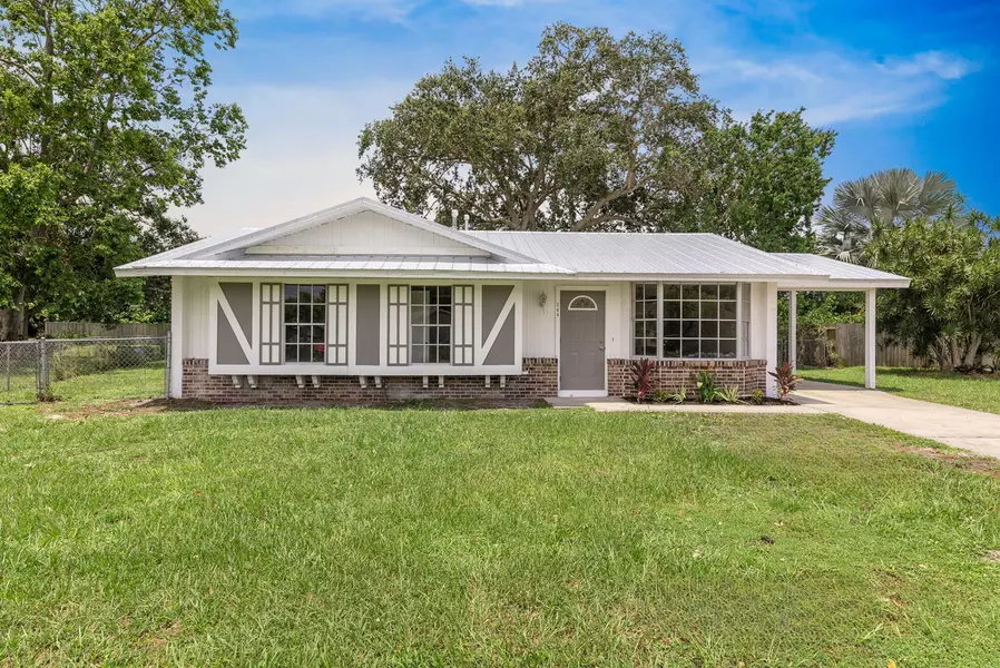 264 NE Ardsley DR, Port Saint Lucie, FL 34983