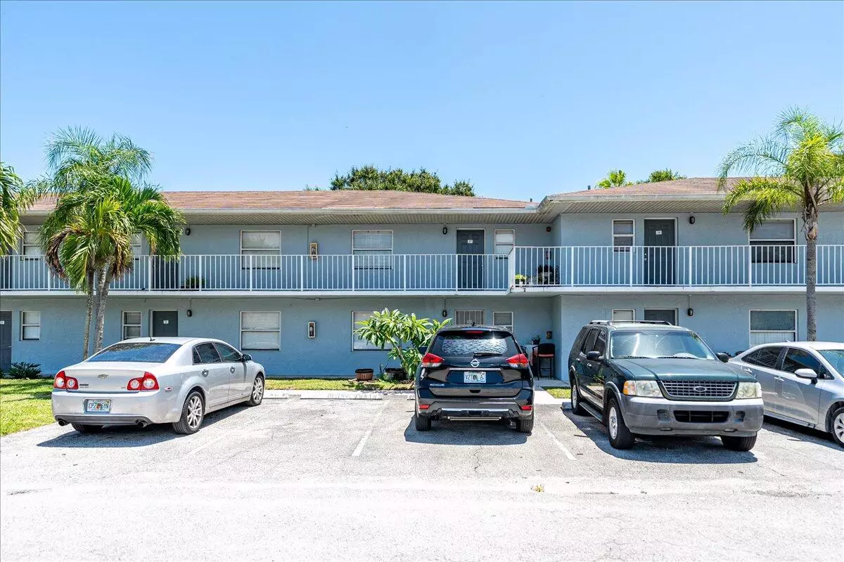 Fort Pierce, FL 34982,605 Ixoria 6a AVE 6