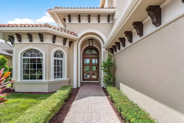 Port Saint Lucie, FL 34984,108 SE Via San Ramone