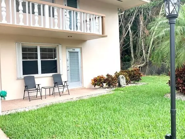 West Palm Beach, FL 33417,106 Hastings G