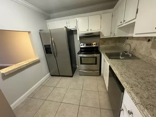 Boca Raton, FL 33428,9355 SW 8th 116 ST 116