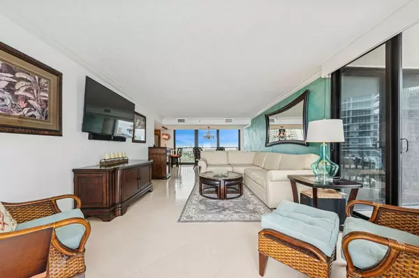 Singer Island, FL 33404,3000 N Ocean DR 8-A