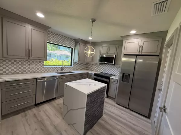 Boynton Beach, FL 33436,4380 Pear Tree CIR A