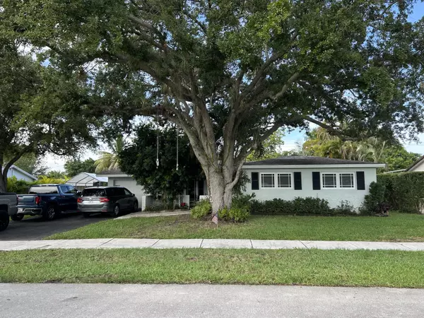 10421 SW 107th ST, Miami, FL 33176