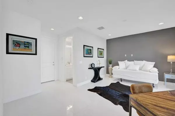 Palm Beach Gardens, FL 33418,5308 Sagan LN
