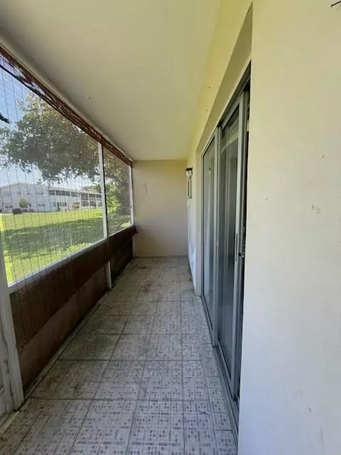 West Palm Beach, FL 33417,90 Andover D