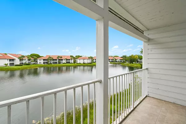 Palm Beach Gardens, FL 33418,271 Cypress Point DR 271